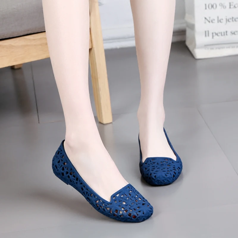 

2021 summer hollow shoes low heel flat bottom soft plastic jelly shoes breathable waterproof square rain shoes beach shoes women