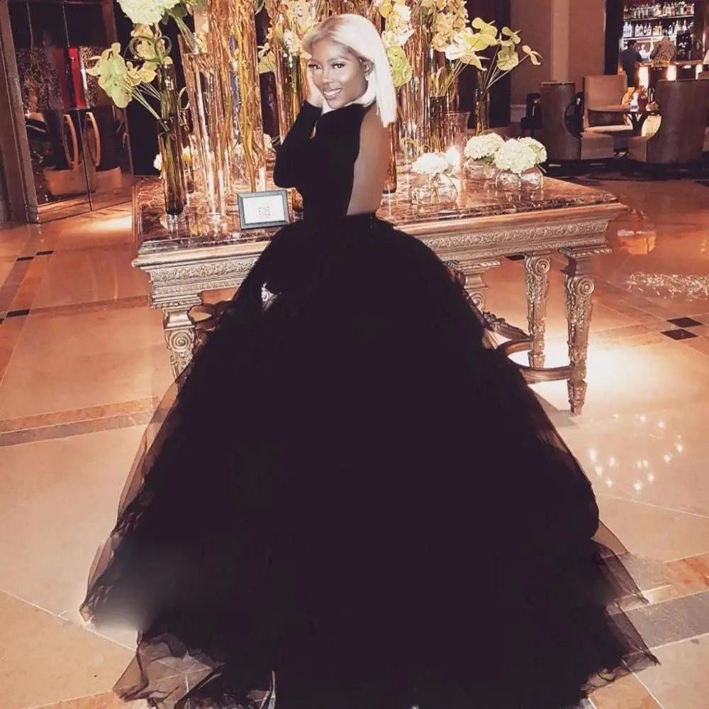 

Attractive Open Backless Prom Dress Jewel Neck Long Sleeves Fluffy Ball Gown Evening Dress Sexy Black Puffy Tulle Evening Gowns