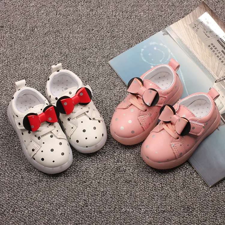Zapatillas de deporte ligeras para ni&ntilde;os y ni&ntilde;as, zapatos informales con nudo de mariposa y puntos ondulados, zapatos brillantes para beb&eacute;s, novedad de primavera 2022-1