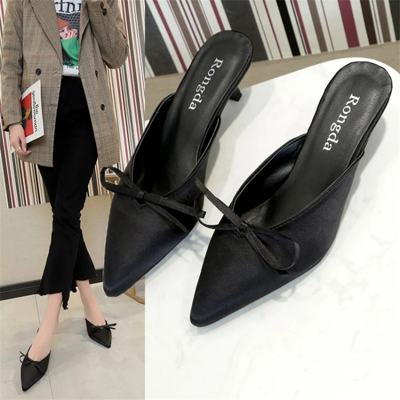 Женские шлепанцы с острым носком Цвет зеленый Модный дизайн Новинка 2019 года