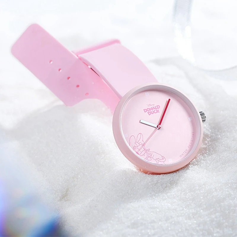Часы наручные Disney женские кварцевые повседневные с мультяшным принтом Дональд