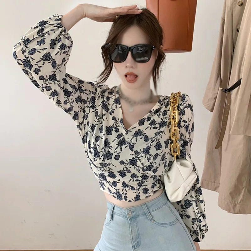 

Women's Print V Neck Sexy Lace Exposed Navel Long Sleeves Chiffon Shirts