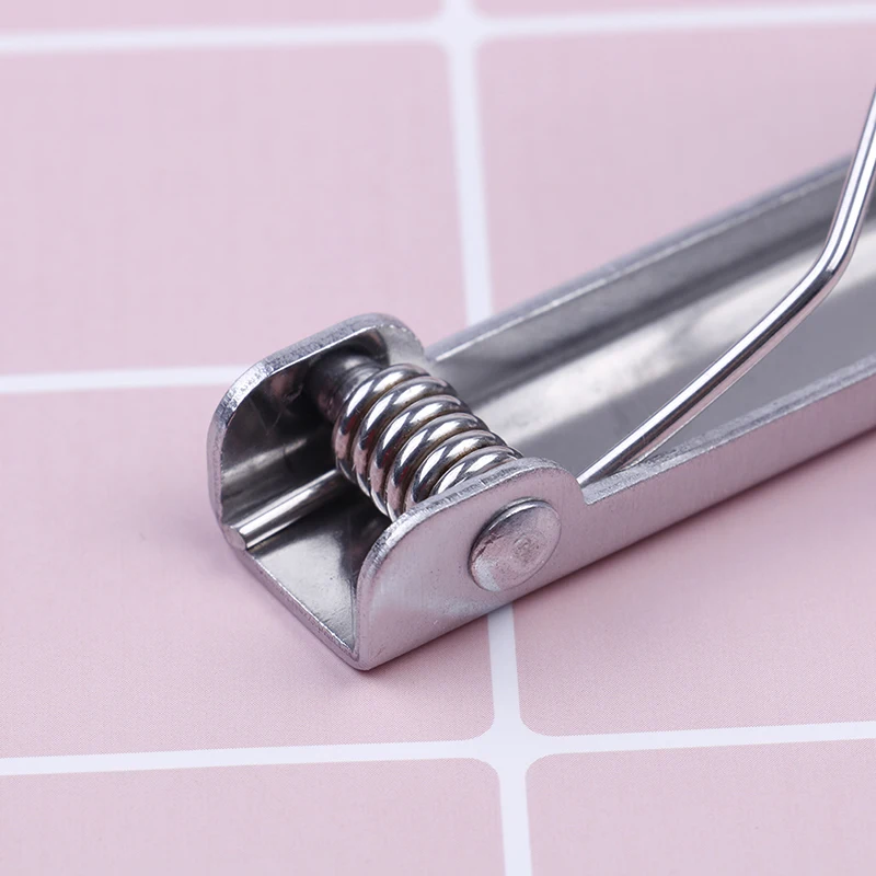 

2Pcs Stainless Steel Tablecloth Clamps Wedding Promenade Table Cover Holder Clip Promenade/Round Board Stable Clips