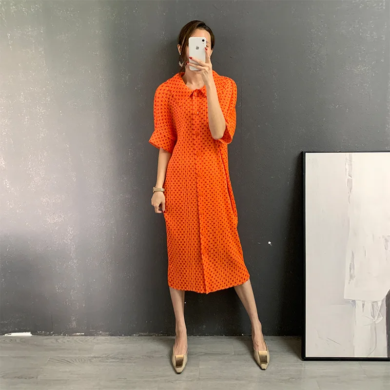 

Miyake designer ladies pleated seaside holiday dress autumn new sweet temperament polka dot short-sleeved long skirt