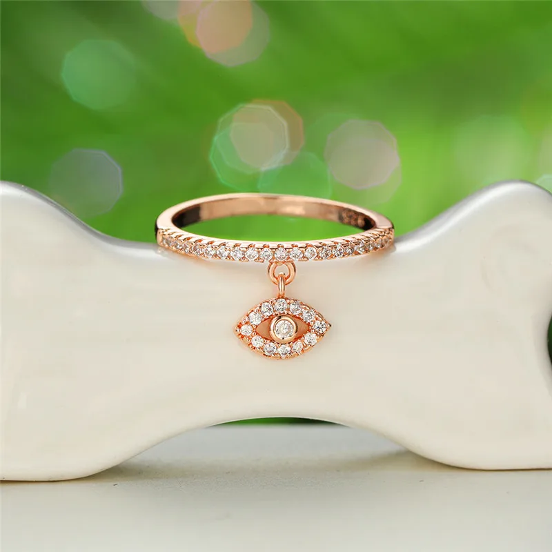 Уникальное женское маленькое кольцо с кристаллом в форме глаза Серебряное