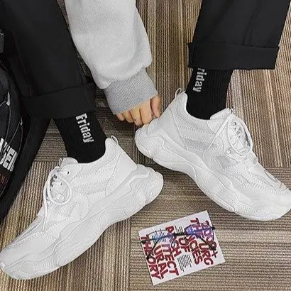 

2021 Autumn Man Shoes Sneakers LaceUp Solid CrossTied Round Toe Fashion Novelty Low Heel Platform Non Slip