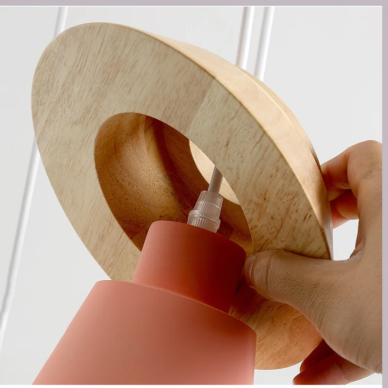 Скандинавский минималистичный Одиночный подвесной светильник из твердой