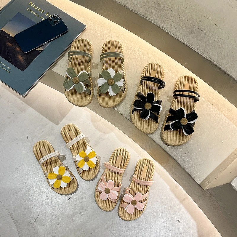 

2021 new ladies summer sandals mid-heel fashion fashionable jacket flat beach shoes slippers casual ladies slippers
