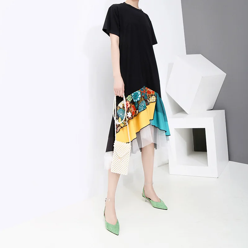 Летнее платье с цветочной вышивкой и оборками для пышных женщин повседневное