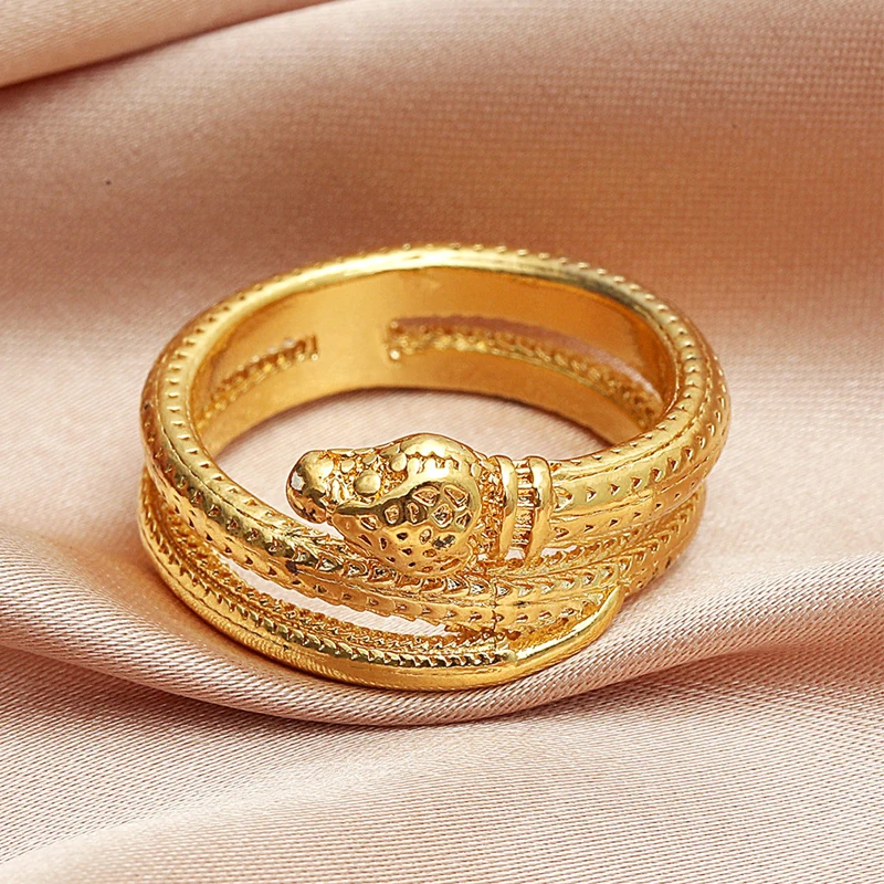 

Personality Exaggerated Snake Coiled Ring for Women Retro Creative Gold and Silver Color Multilayer Irregular Index Finger Ring