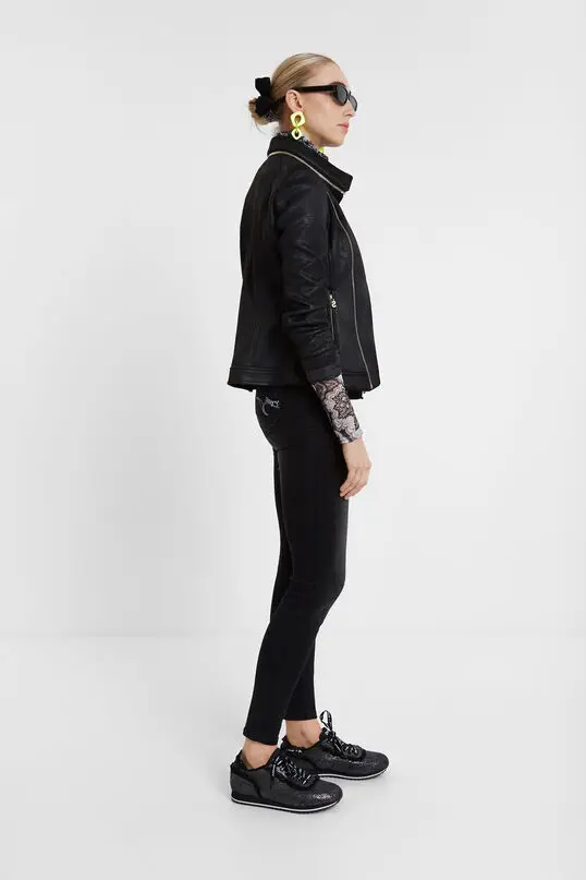 Модная куртка DESIGUAL