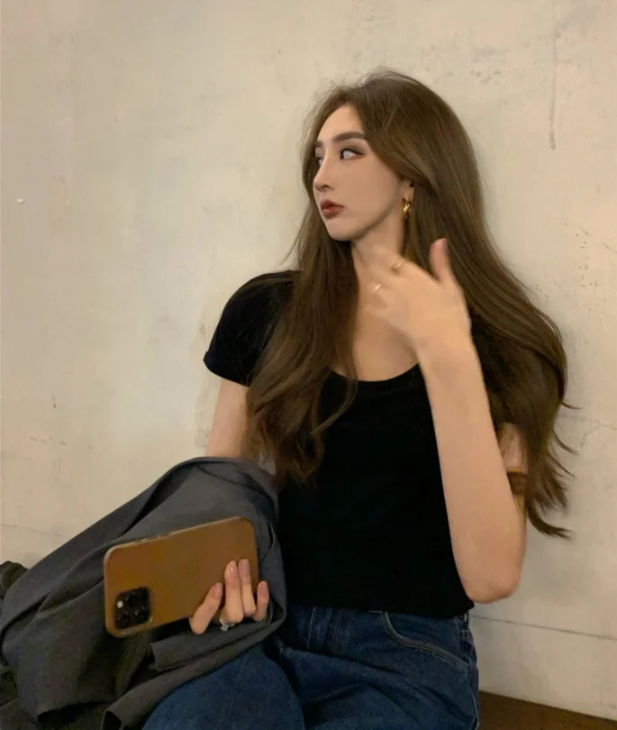 

Simple Solid Color T-shirt Round Neck Bottomed Shirt Top Women's Korean Version 2021 Summer New Slim Short Sleeve Student