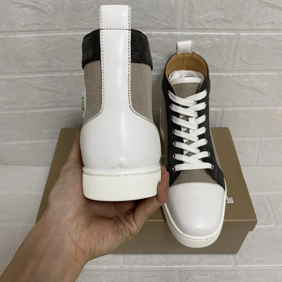 

Men's Shoes