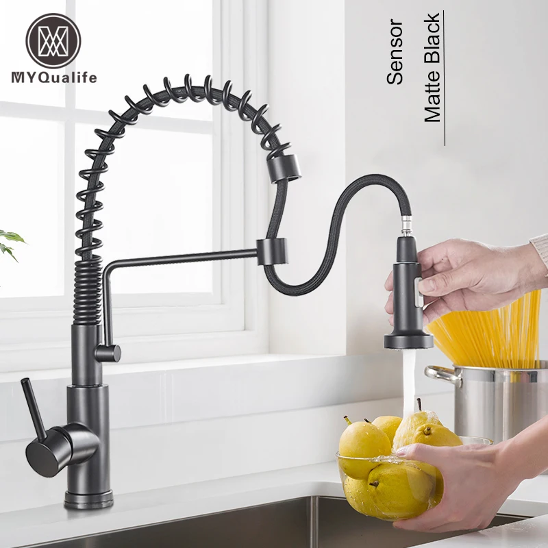 Сенсорный выдвижной кухонный кран для раковины матовый черный пружинный с одной