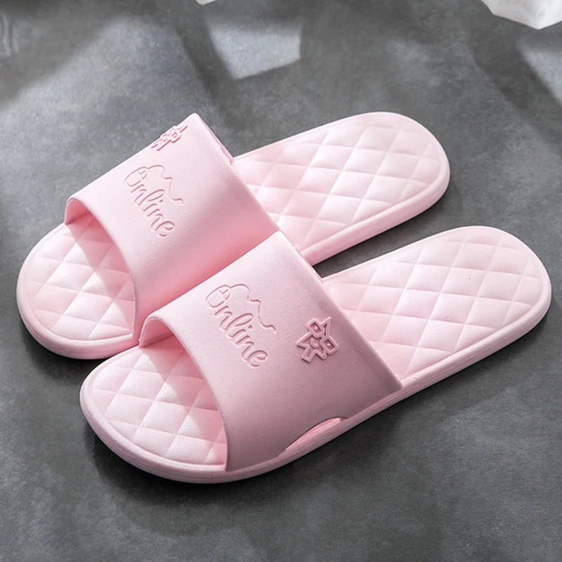 Тапочки женские летние Нескользящие для ванной домашние душевые пластиковые |