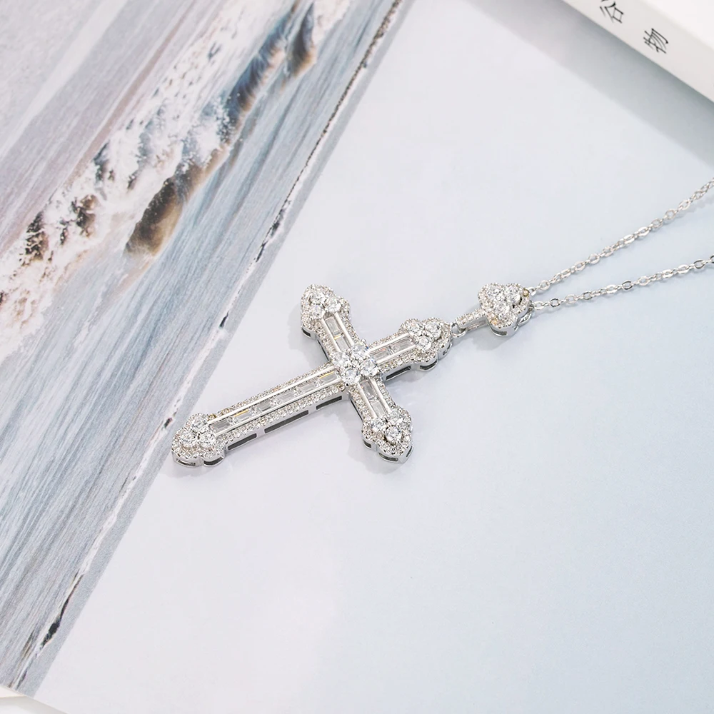 Ожерелье с подвеской в виде креста из серебра 925 пробы | Украшения и аксессуары