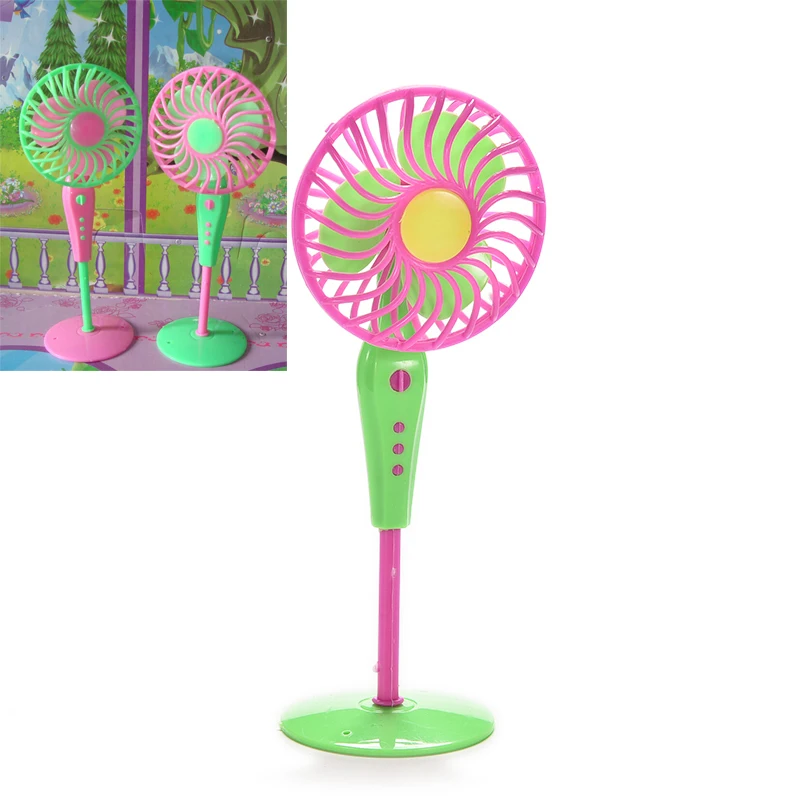 

Cute Mechanical Fan Toys Dolls Classic Kids Play House Toys Doll Accessories Fan Furniture Random Color Hot Sell