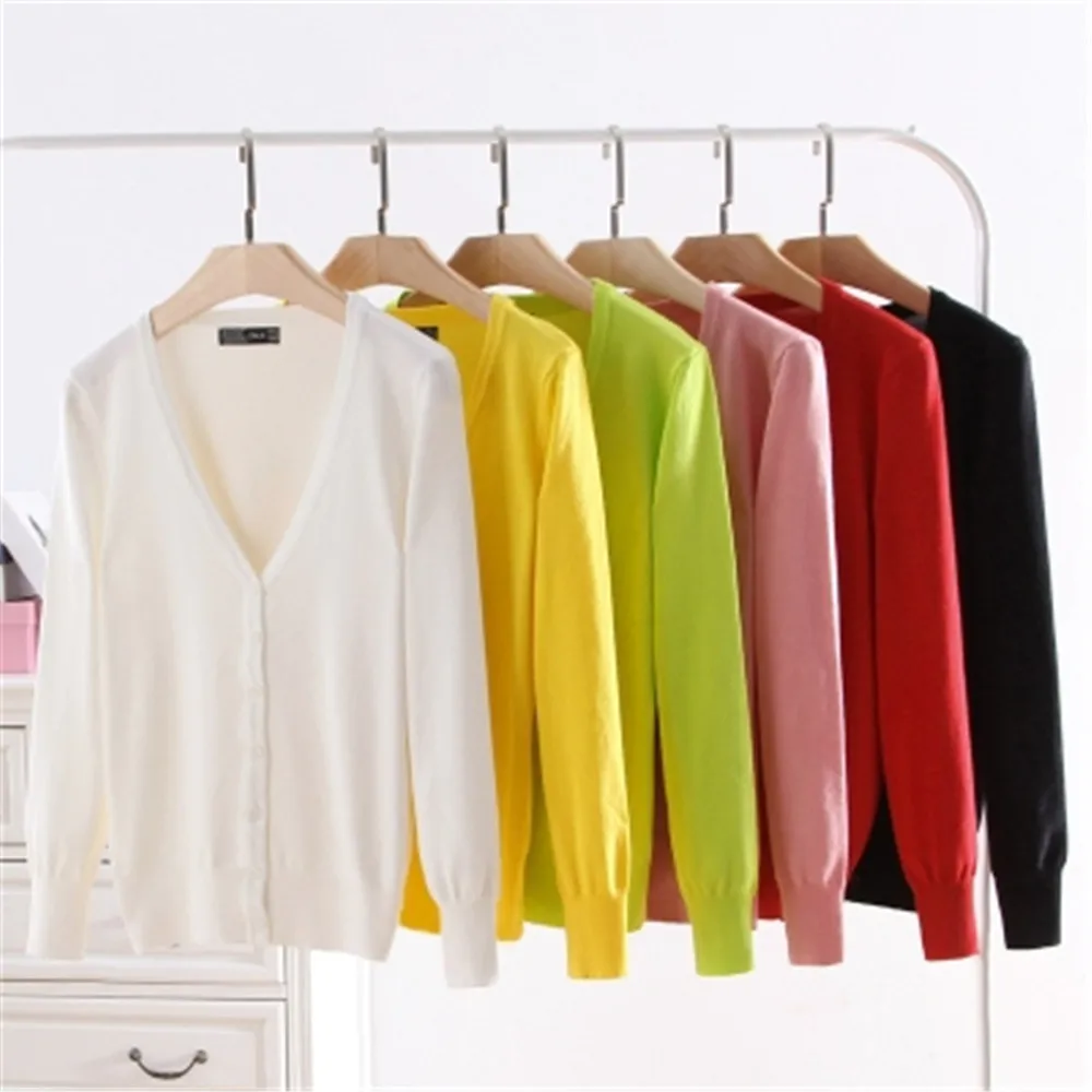 Женский вязаный кардиган на пуговицах свободный свитер большого размера с v