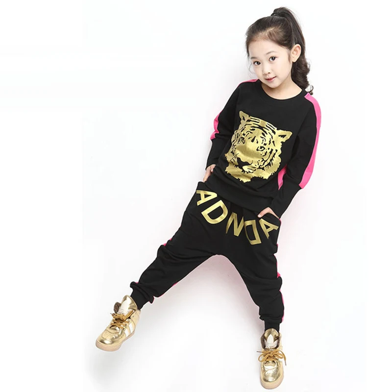 Сезон весна футболка с принтом Тигра для маленьких девочек комплект спортивной