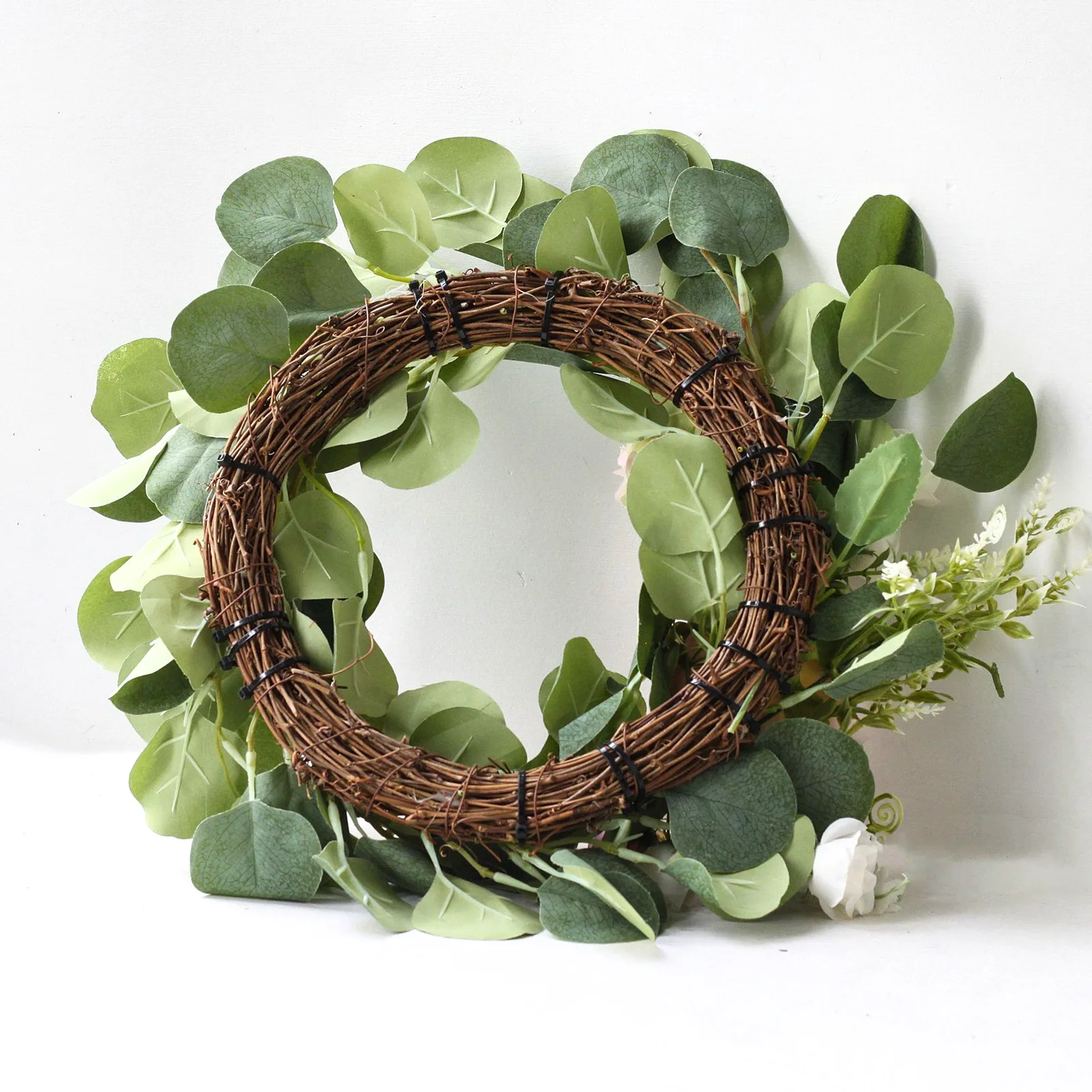 

Artificial Wreath Garland Flower Aarrangement Wreaths Eucalyptus 20-inch Wall-Mounted Door Decoration Greenery Vine Floral Hoop