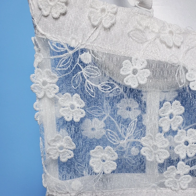 2020 Young Ladies Spring Summer Fashion Style Pure And Fresh Color Flower Lace Four Leaf Flower Embroideried Sexy Romantic Vest