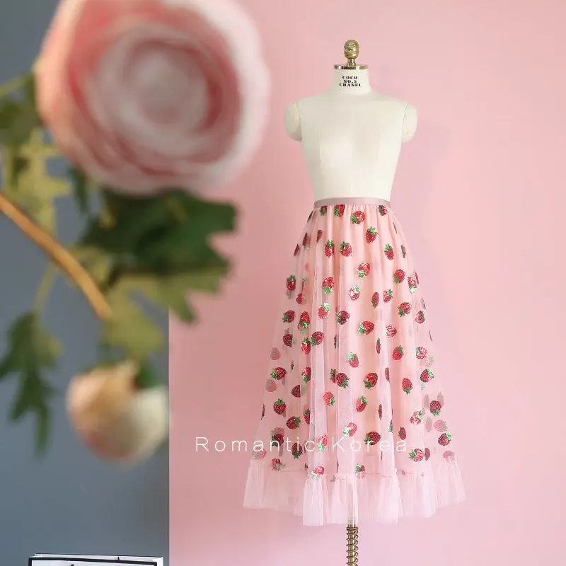 

2021 New Spring Autumn Women Fashion Sweet Mesh Strawberry Skirt Elastic High Waist Ruffle Female Mid-calf A Line Skirts Y302