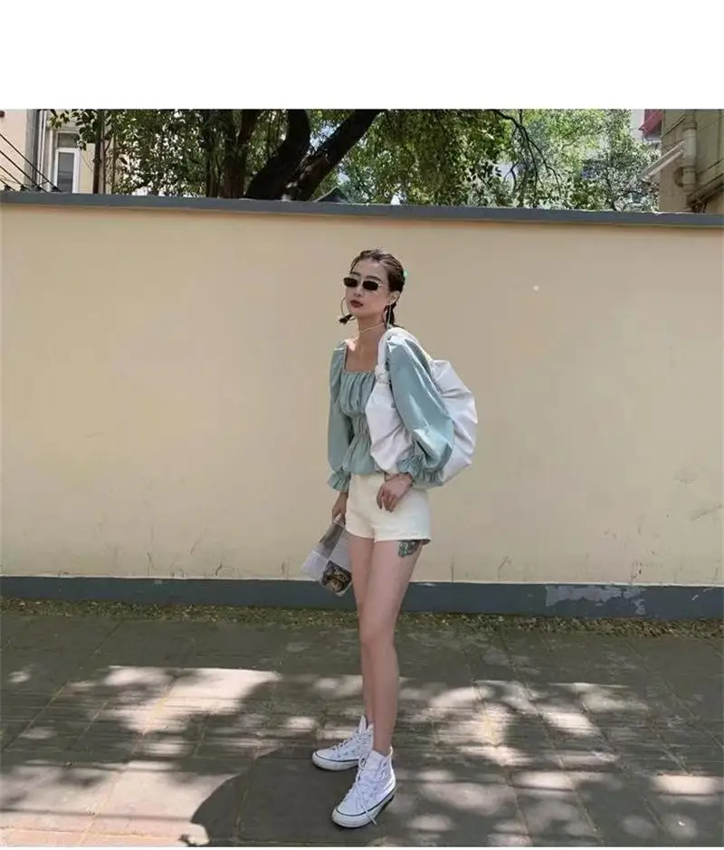 

Autumn 2020 ins square neck short waist top women's autumn new bubble sleeve high waist one neck long sleeve shirt