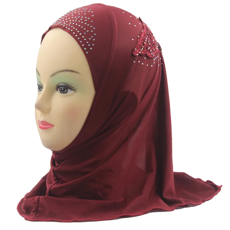 Wine Red Girls Hijab Kids Muslim Beautiful Embroidery Hijab Islamic Fashion Scarf Shawls Flower Pattern about 45cm - Цвет: Wine Red