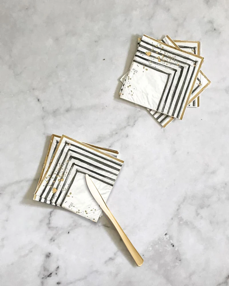 Столовые приборы из соломы и фольги черного золотого цвета | Дом сад