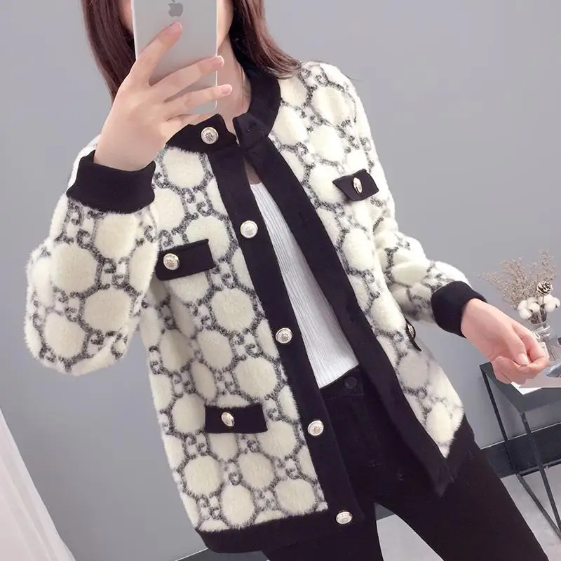 

Net red plaid mink like cashmere Jacket Women's 2021 new spring and autumn women's versatile short top knitted cardigan