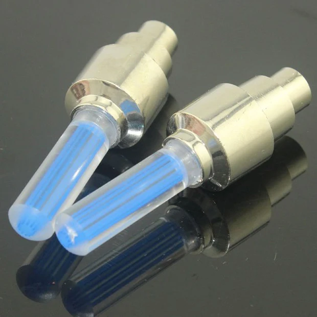 Комплект из 2 предметов голубого цвета светодиодный вспышкой для колес Кепки