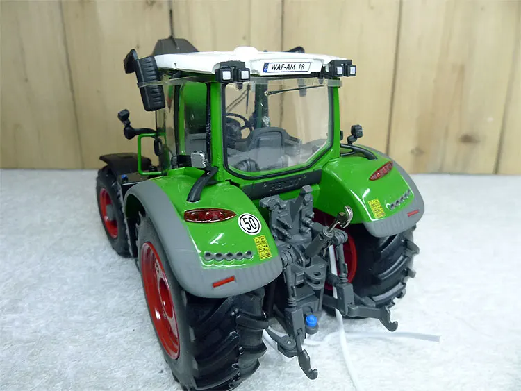 Редкий тонкий 1:32 718 8WD сельскохозяйственный трактор модель автомобиля Ограниченная серия Сборная модель из сплава