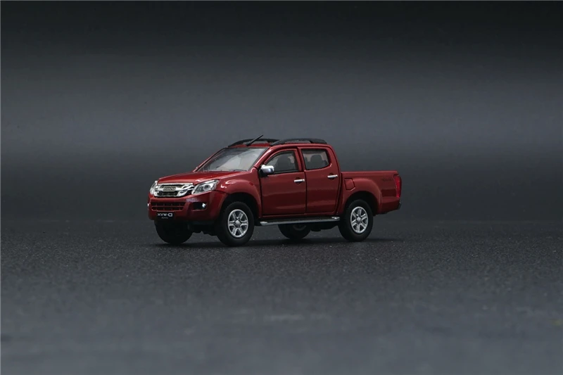 BM творения 1:64 Isuzu D MAX 2016 серебро/оранжево красный/черный литья под давлением