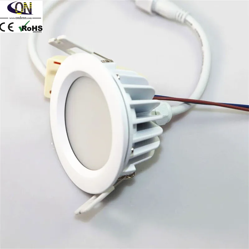 Водонепроницаемые светодиодные потолочные светильники 15 Вт IP65 230 В переменного