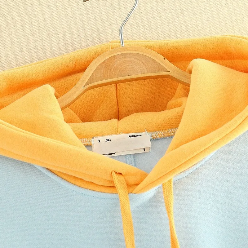 

New Spring and Autumn Women's Hoodie Fashion Contrast Color Plus Fleece Pullover Outdoor Leisure Sports Women's Long-sleeved Top