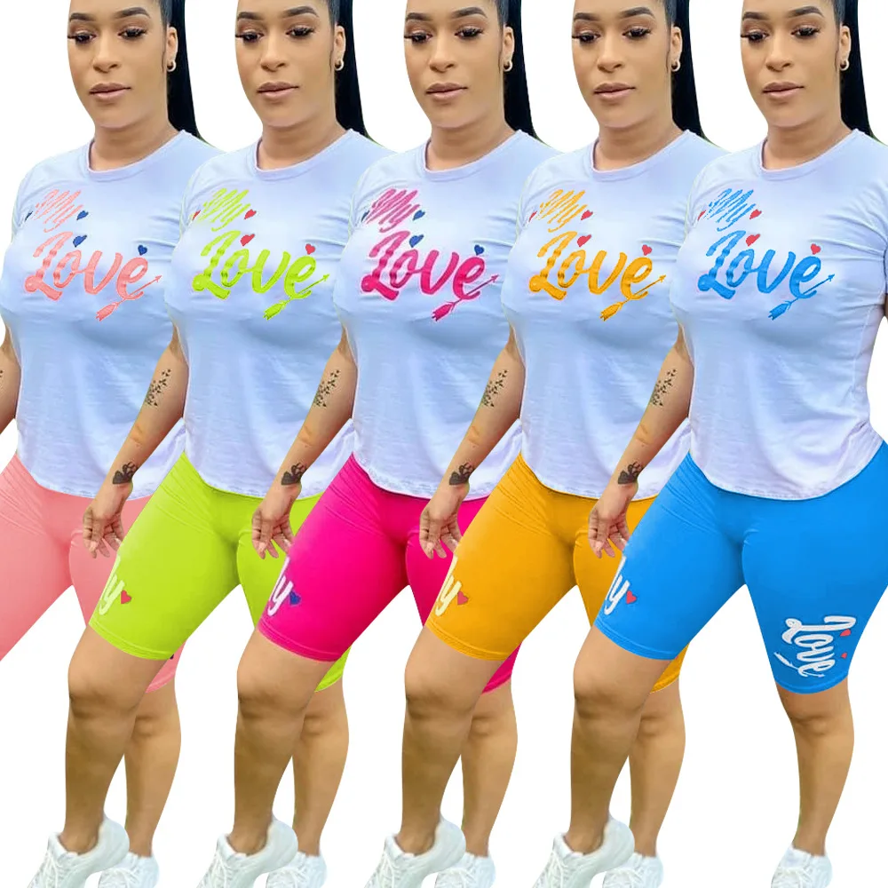 

2021 Women Love Print Two Piece Set Short Sleeve Tee Tops Knee Length Jogger Pants Suit Tracksuit Matching Set Outfit