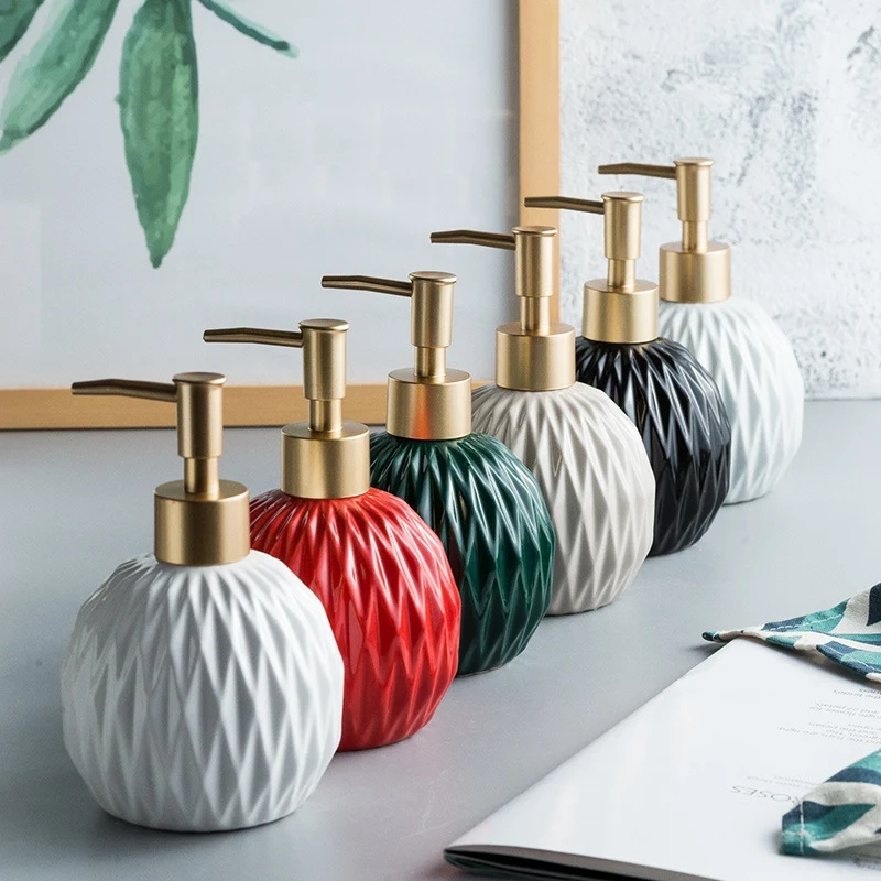 

Rhombus Ceramic Lotion Bottle Round Portable Soap Dispenser Shampoo Bottle Hand Sanitizers Jar Bathroom Bath Supplies