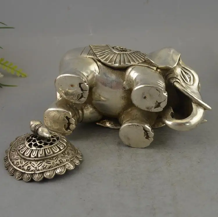 

Antique Bronze Ware collection, elephant fumigating incense burner, home decoration crafts