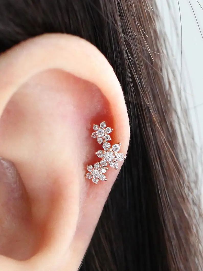 Новинка 2020 16 Калибр тройной CZ цветок ушной хрящ спираль conch daith пирсинг серьги