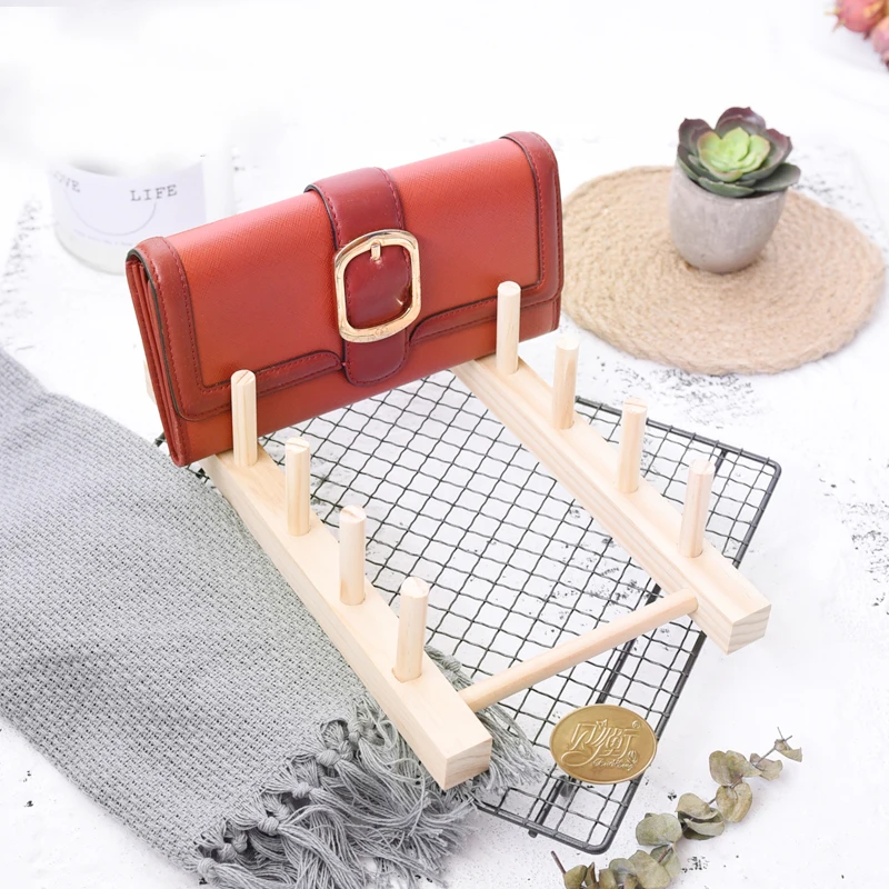

Wooden Wallet Display Stand Purse Display Rack Jewelry Packaging Bracelet Showcase Reading Book Bookends Holder Bookshelf
