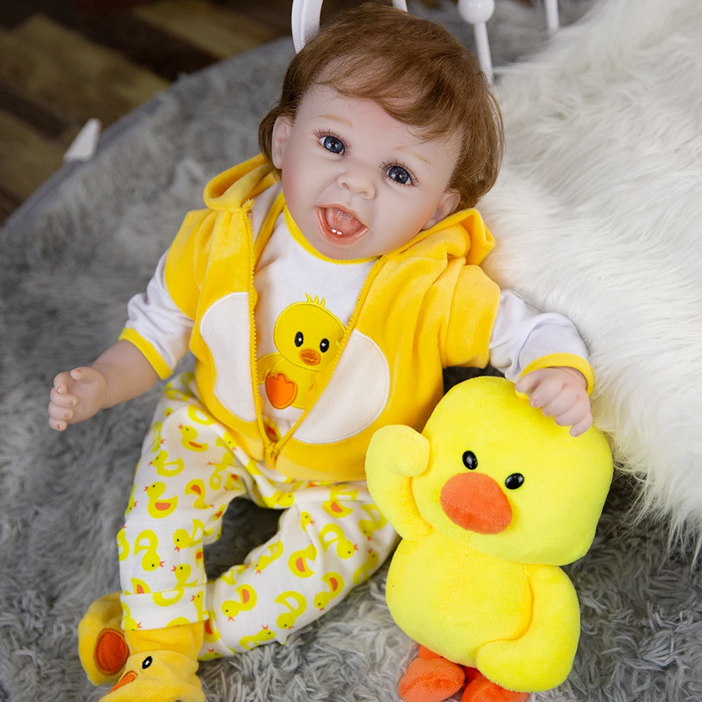 

55CM Duck Dress Set Lovely Smile Face Reborn Baby Doll Lifelike Newborn Baby Doll Rooted Hair High Quality
