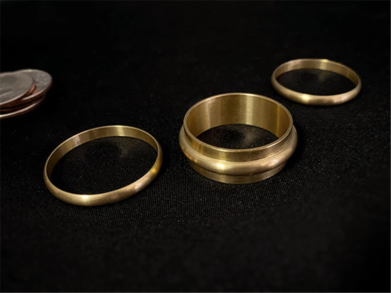 Коробка для монет в масках Волшебная монета фокусов приближается Магнитная