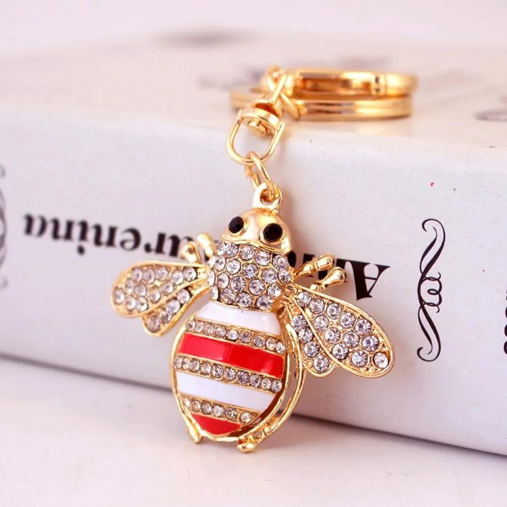

Latest Hot Selling Creative Cute Crystal rhinestone Set Bee Car Keychain Women's Bag Accessories Metal Pendant honeybee keychain