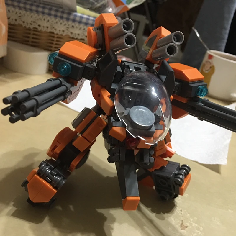 Детский конструктор робот