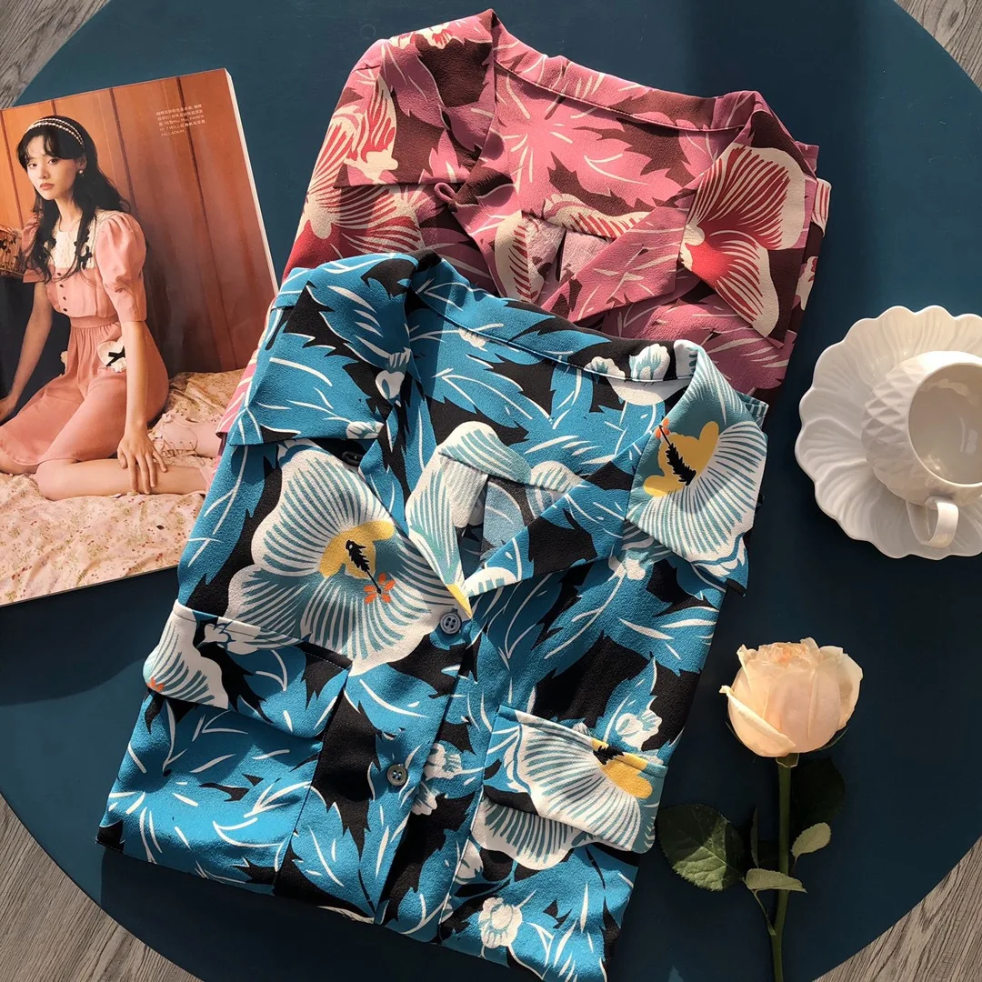 

2021 Summer New Hibiscus Flower Printed Silk Shirt Soft Long Sleeve Shirt