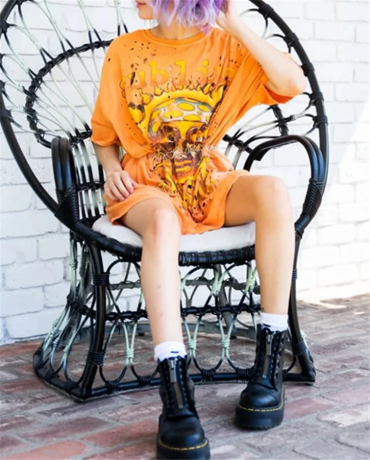 

Yellow Sun Face Print Loose Graphic Tees Women New O Neck Streetwear Casual Fashion Tops Summer Plus Size Tshirt Kawaii Clothes