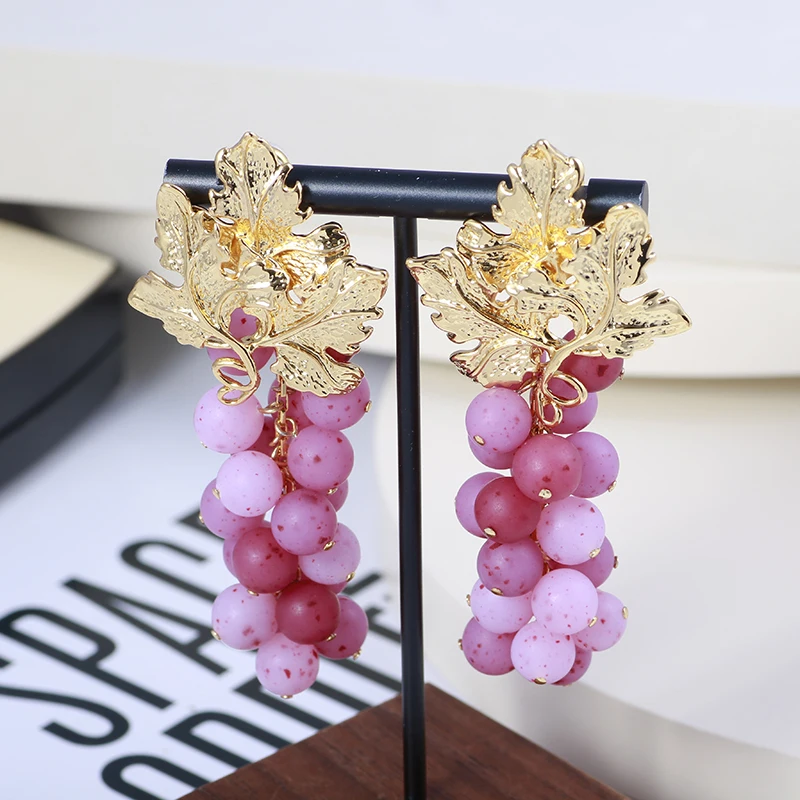 

New Vintage Fruit Grape Drop Earrings for Women Luxury Gold Leaves With Purple Stone Statement Gift Earrings