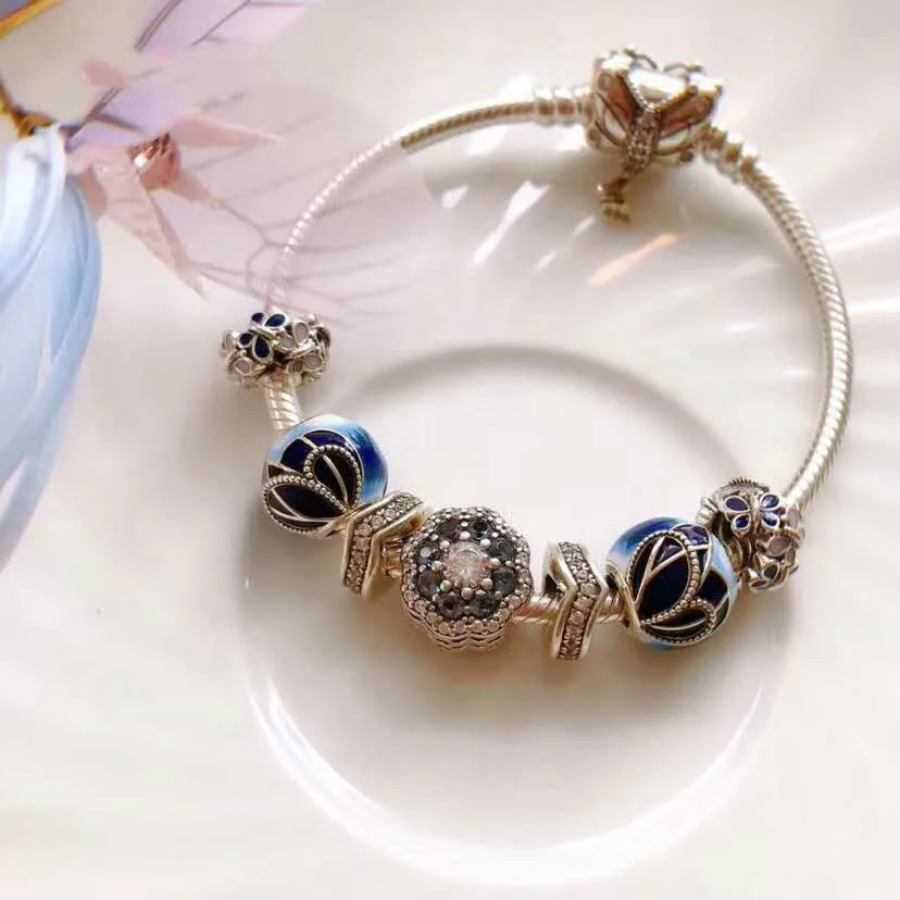 

925 Sterling Silver Original 1:1, Fashionable Silver Charm pandoradora Bracelet, Suitable For Women New Fashion Bracelet Jewelry