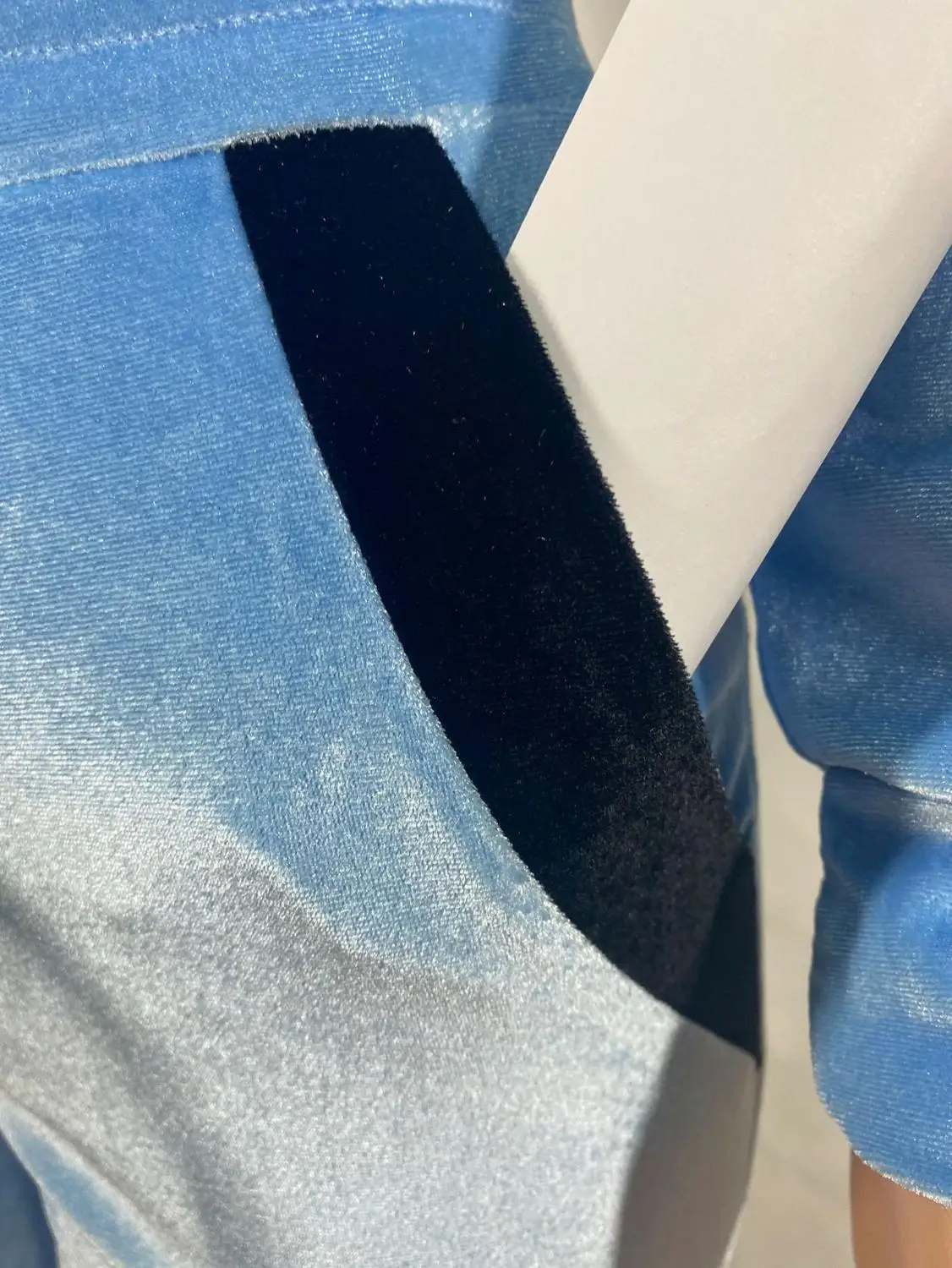 

Elegant Velvet Tracksuit Women Jogging Femme Sexy Zipper Long Sleeve Hooded Crop Top + Sweatpants Two Piece Set Winter Clothes