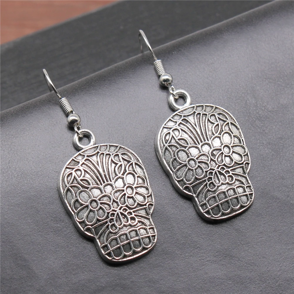 Винтаж 2 Цвета 32x20 мм гравировка череп голова очаровывает серьги подходят для